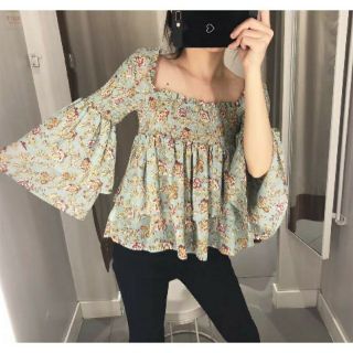 Áo hoa nhí cổ vuông tay loe hàng xuất xịn giá tốt (Hàng có sẵn thanh lý)