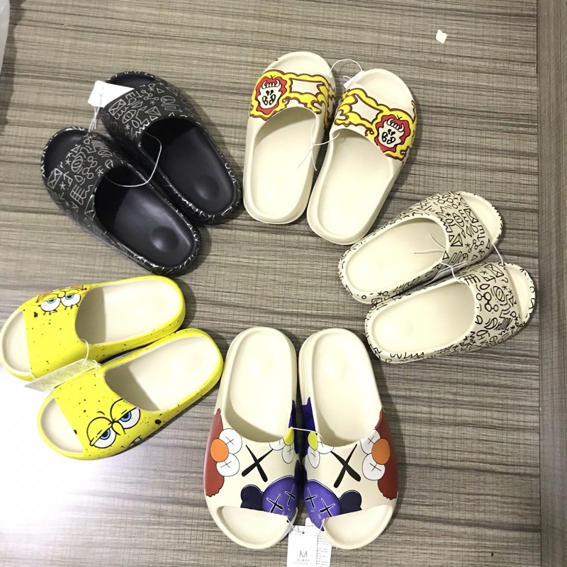 Dép KAWS,dép hình KAWS