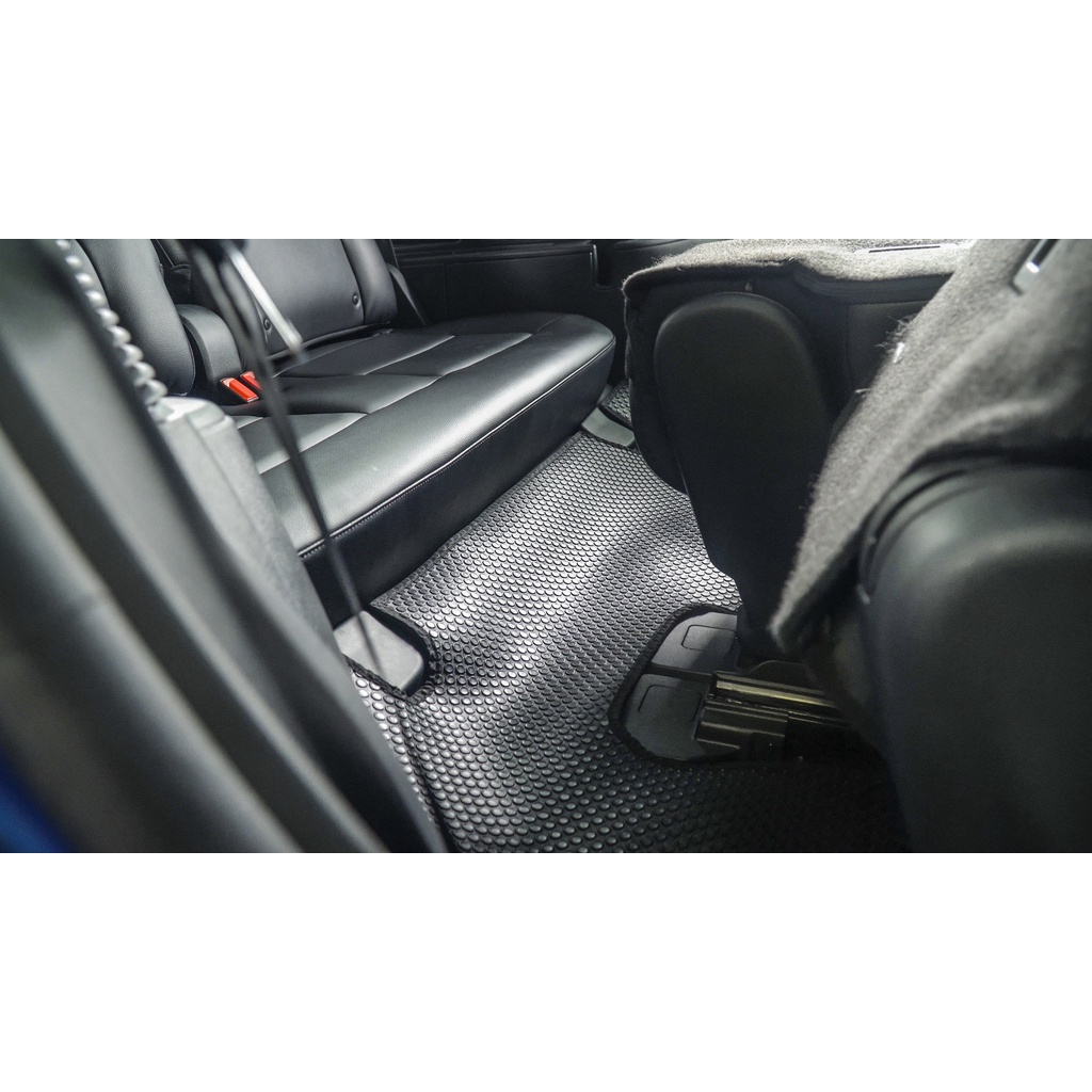 Thảm Lót Sàn Ô Tô KATA Cao Cấp Cho Xe Ford Explorer  - Không mùi, Không ẩm mốc, Dễ dàng vệ sinh