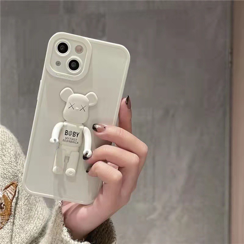 Ốp Iphone dẻo màu gấu Bearbrick kèm giá đỡ 6/6s/Plus/7/8/SE/Plus/X/Xs/Xr/Xs Max/11/Pro/Pro Max/12/Pro/Pro Max/13/Pro/Max