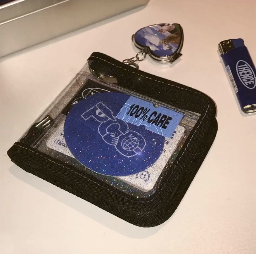 Ví Nhựa Pvc Trong Suốt Đính Kim Tuyến Lấp Lánh