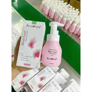 Dung Dịch Vệ Sinh Lá Trầu Almond
