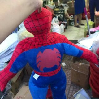 Gối ôm hình siêu nhân nhện cho bé