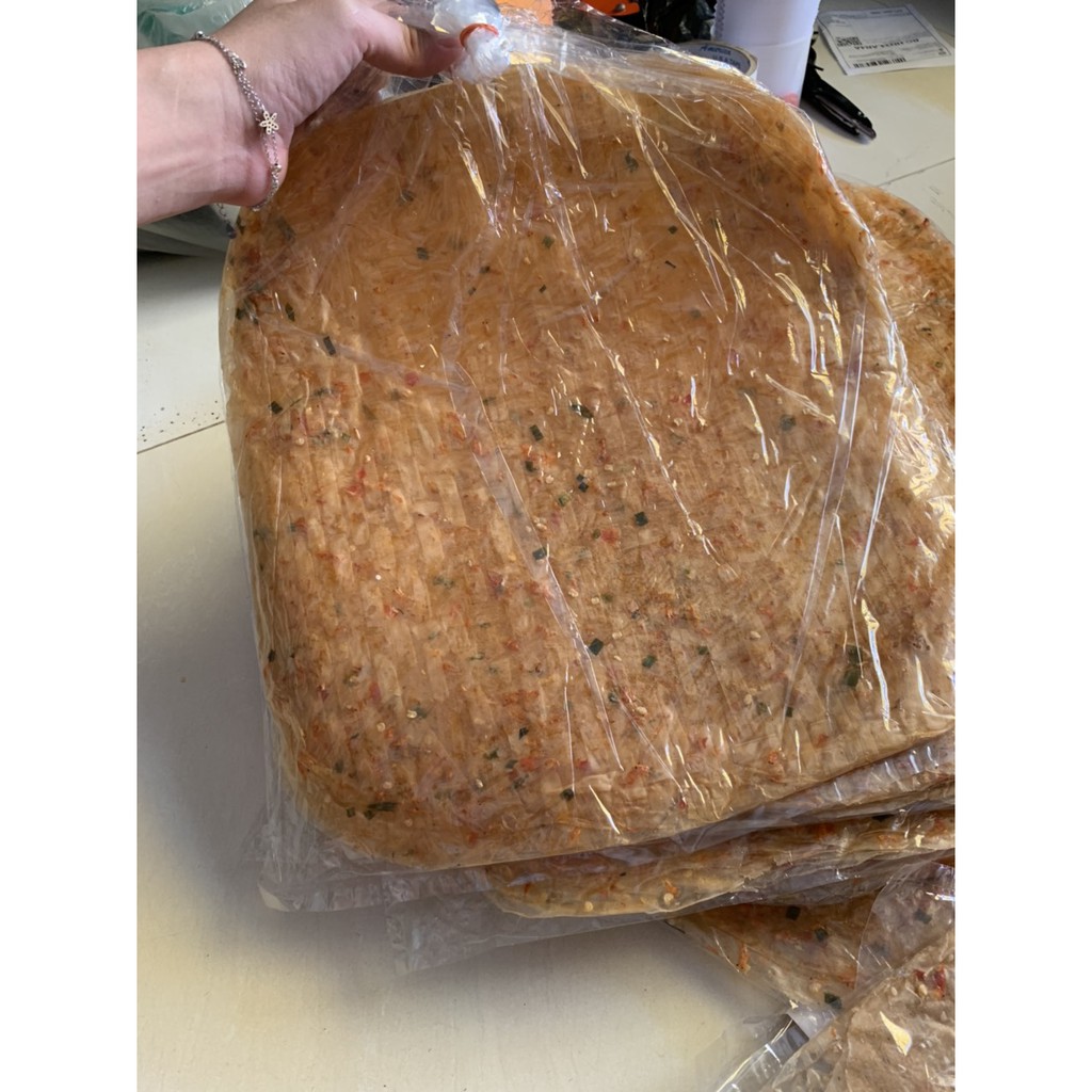 [Mã GROSALE2703 giảm 8% đơn 250K] (1.5 KG) Bánh tráng dẻo tôm thơm ngon đặc sản Tây Ninh chính gốc! ( 3 xấp ) | BigBuy360 - bigbuy360.vn