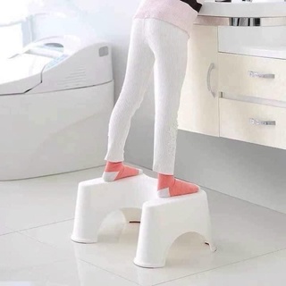 Ghế kê chân toilet
