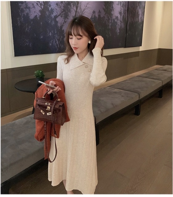 Váy len cổ đức chéo cúc dáng dài xoè vintage