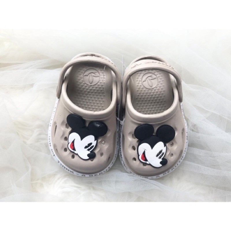 Giày Sandal Crocs Hình Chuột Mickey Đáng Yêu Cho Bé 0-4 Tuổi Size 19-29