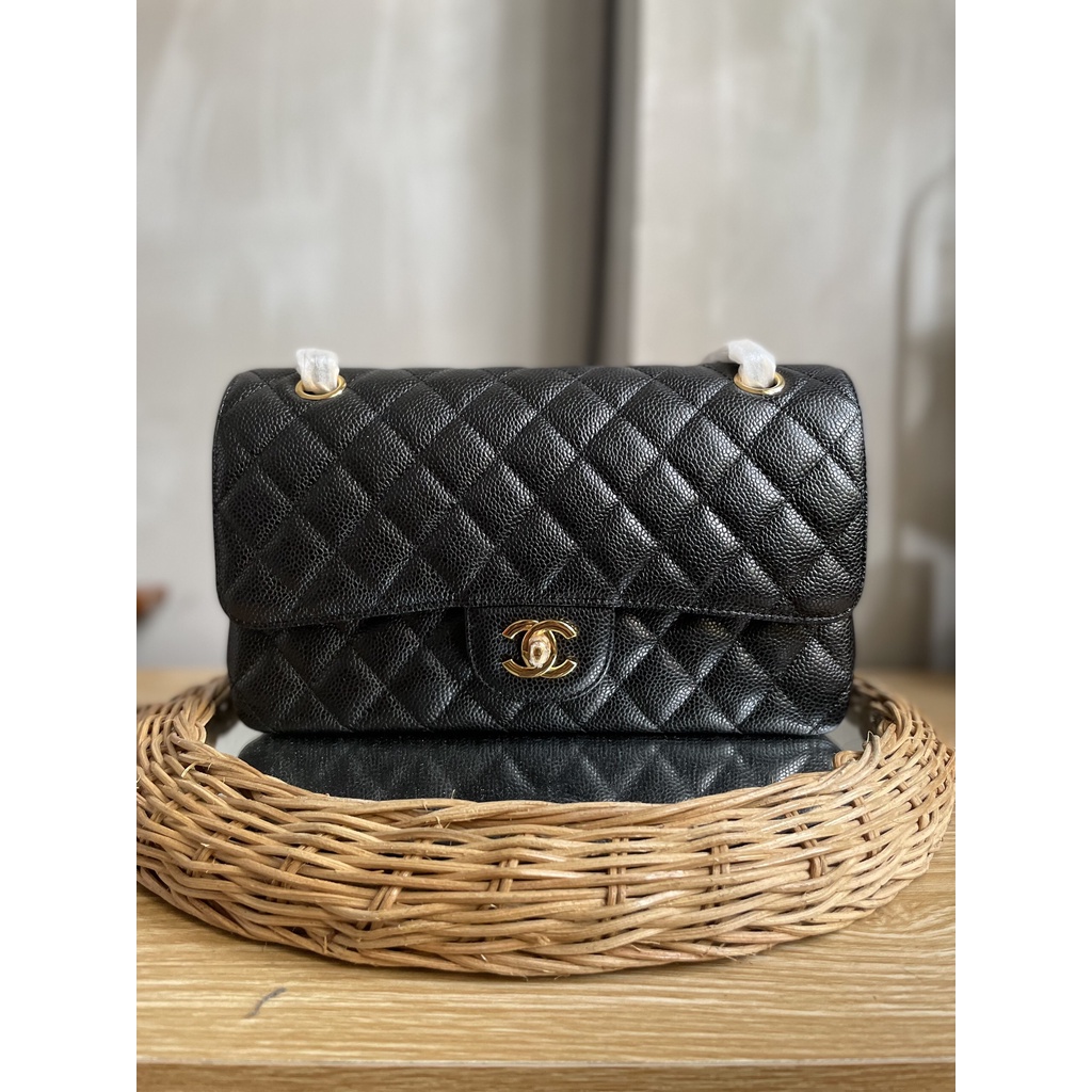 Túi Classic da hạt nắp gập khóa vàng màu đen size 26cm