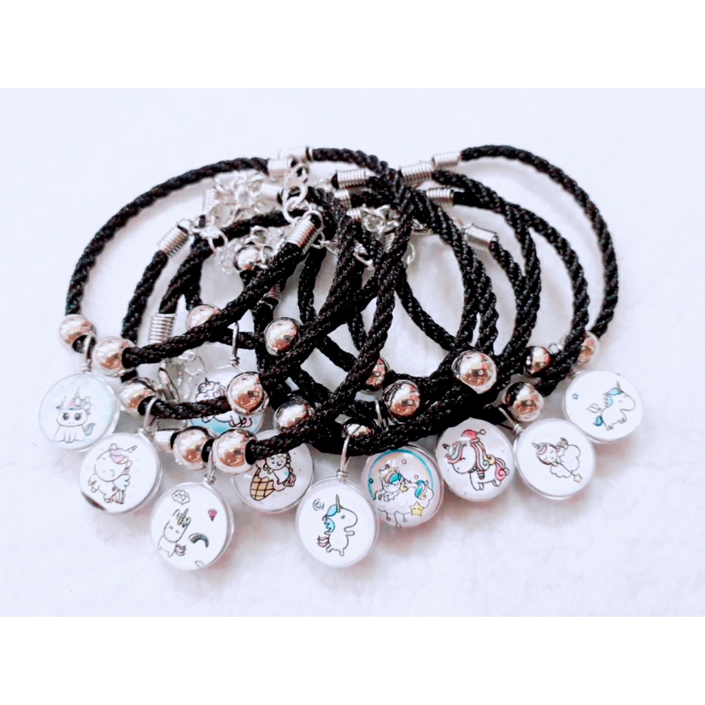 Set 10 vòng tay hình hoạt hình dễ thương
