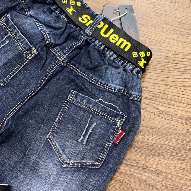 Quần jeans kèm thắt lưng cực chất cho bé trai - QBTLD