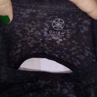 Áo thun thể thao Gaiam