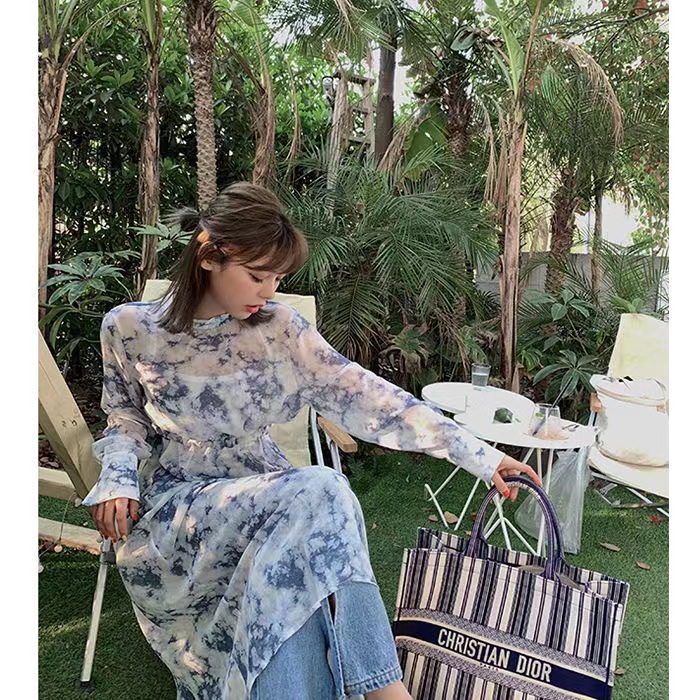 Đầm Hai Dây Hở Lưng Màu Nhuộm Thời Trang Mùa Hè Mới 2022