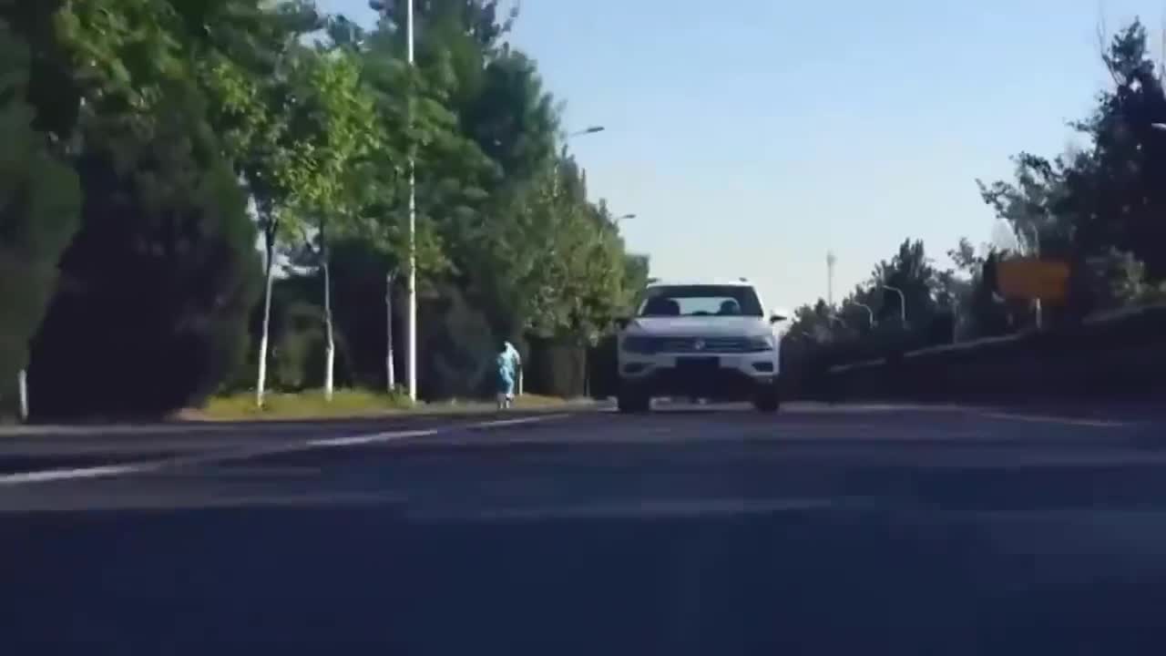 Giá đỡ điện thoại từ tính ANKNDO gắn trên xe ô tô bám dính cực chắc | BigBuy360 - bigbuy360.vn