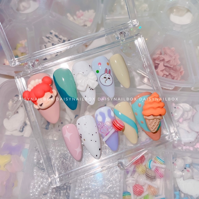 Nailbox thiết kế kẹo ngọt - Màu charm random bất kì