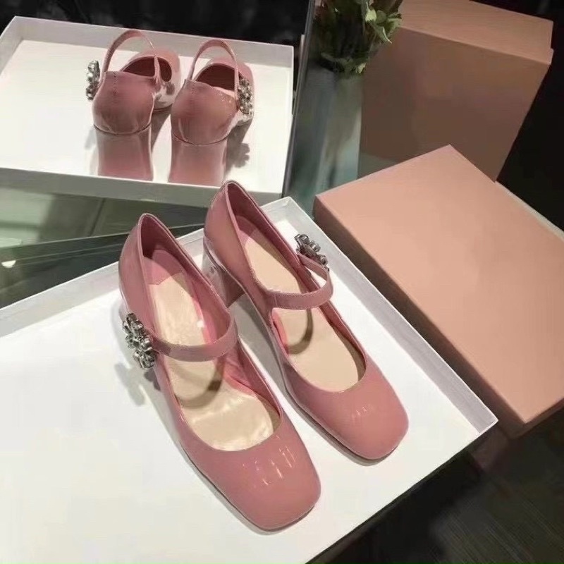 Guốc miumiu hoa đá