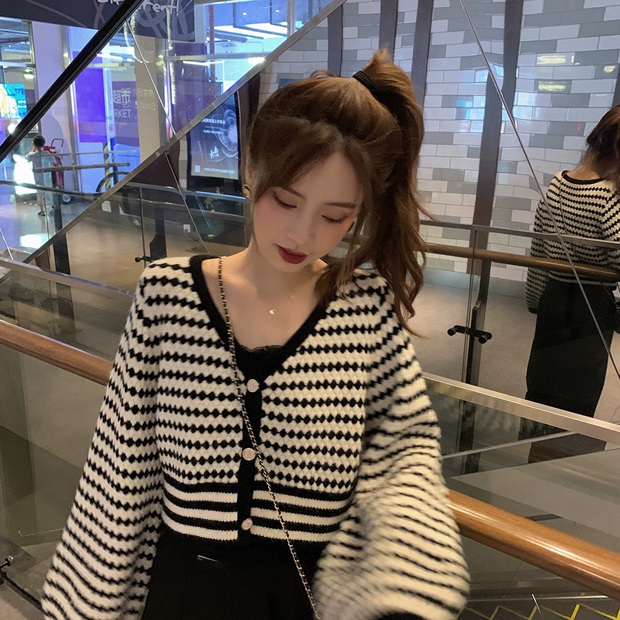 Áo Khoác Len Cổ Chữ V Họa Tiết Kẻ Sọc Phong Cách Retro Cho Nữ