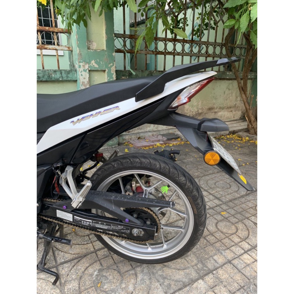 TAY DẮT WINNER NHÔM ĐÚC NGUYÊN KHỐI CHÍNH HÃNG MOTOR ART ( ĐỜI CŨ 2016)