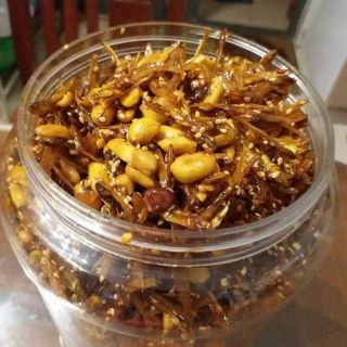 Cá cơm rang lạc vừng