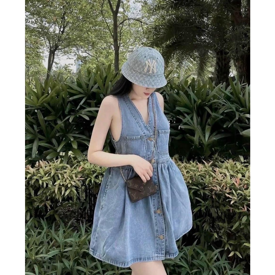 Váy Jean 2 dây túi ngực dáng dài babydoll