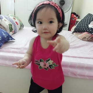 Bộ lanh yếm đào cho bé