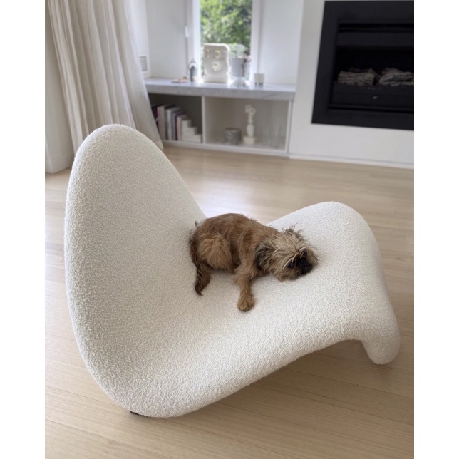 Ghế tựa lưng thư giãn Tongue Chair - Ghế độc lạ Sang trọng