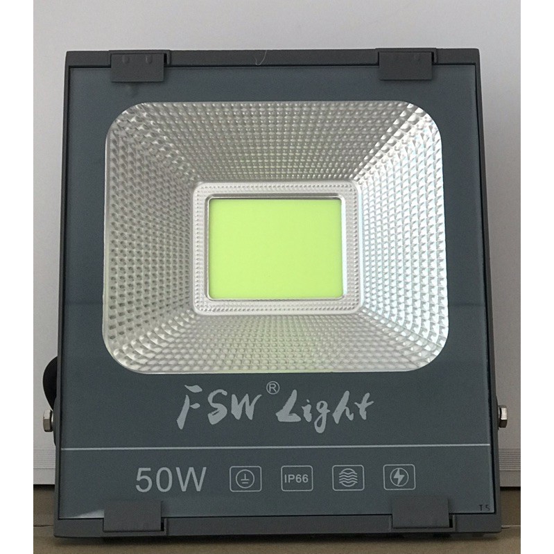 Đèn pha led ánh sáng xanh lá công suất 50W vỏ nhôm đúc dày cao cấp chuyên công trình ngoài trời chống nước ip66