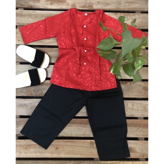 Bà Ba Gấm Hoa Bé Gái