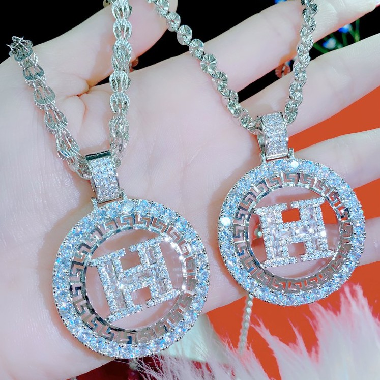 Dây Chuyền Nữ Mẫu Đuôi Phụng Chữ H Tròn Màu Trắng Thiết Kế Tinh Xảo Sang Trọng - Trang Sức Nữ Đẹp