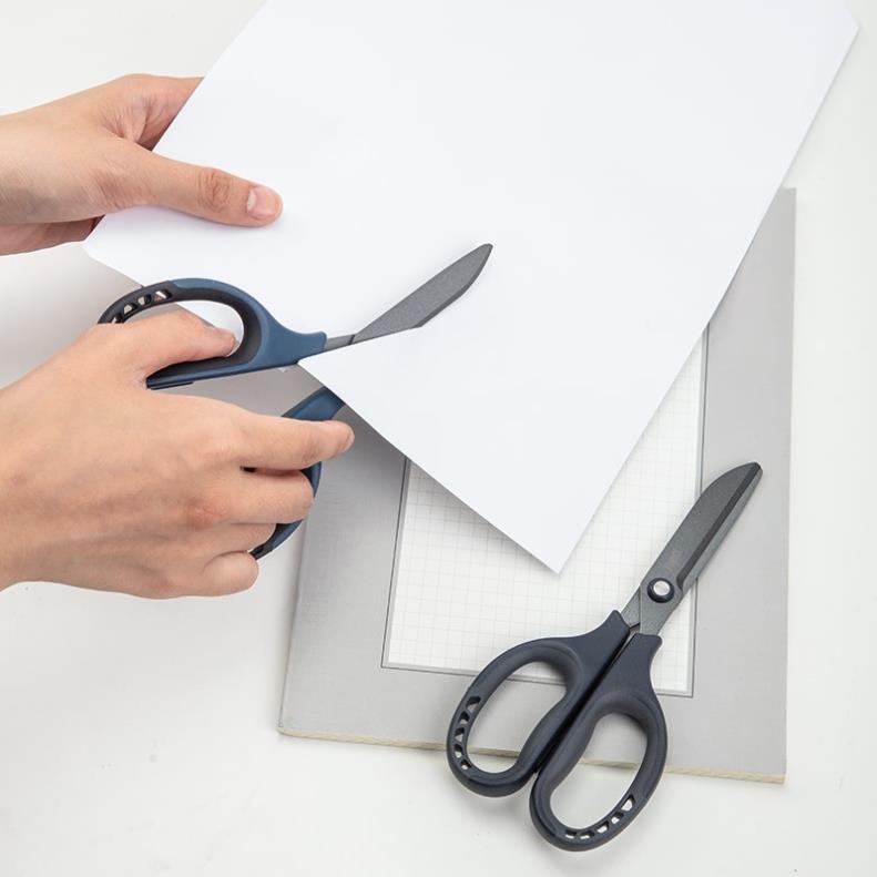 Kéo gia dụng cao cấp Deli - Phù hợp cắt vải, giấy, thực phẩm - Lưỡi thép không gỉ, phủ teflons arc chống dính -  77753
