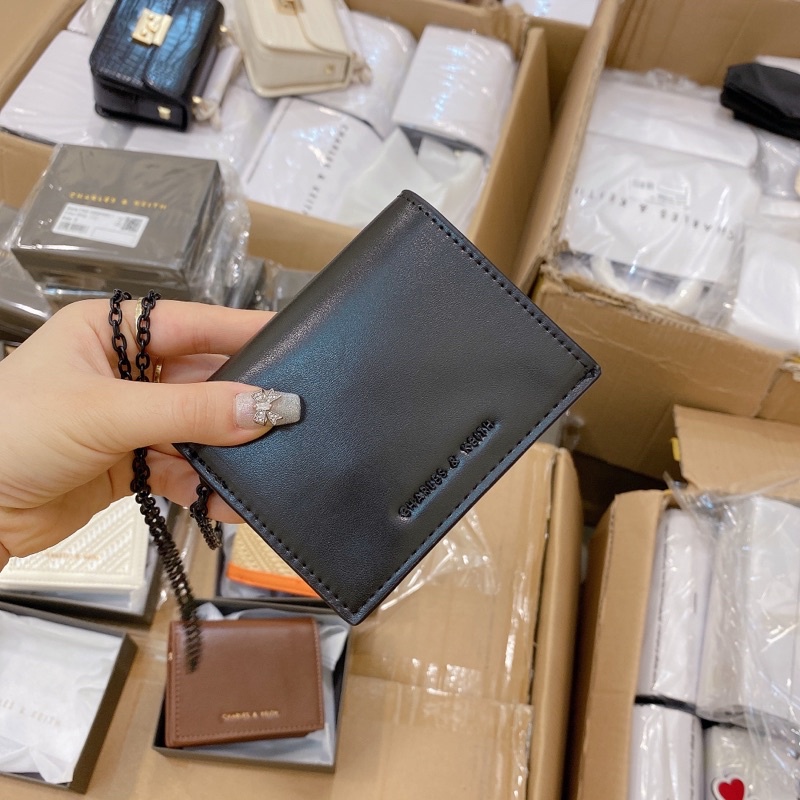 Ví mini size 11cm kèm dây xích