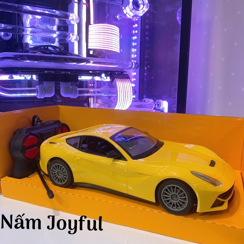 Xe điều khiển từ xa Ferrari F12 tỉ lệ 1:18