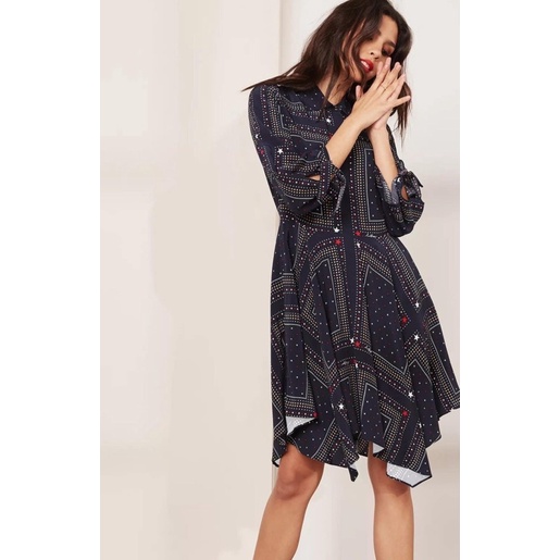 Đầm Tommy Hilfiger in hoạ tiết kiểu sơ mi