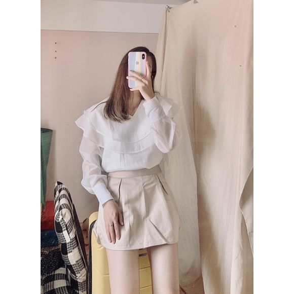 SET ÁO VOAN TRẮNG CHÂN VÁY NUDE