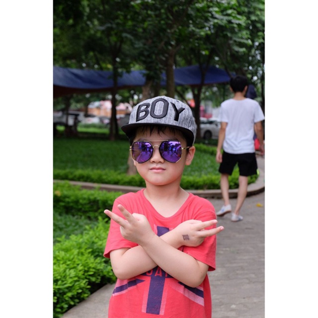 kính mát trẻ em MK03
