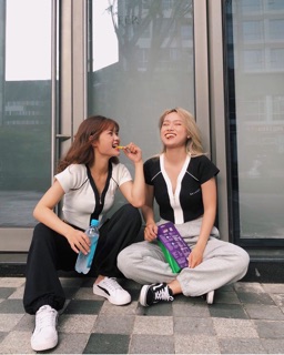(có bán sỉ,ảnh thật,hoả tốc) 🍓ÁO_CROPTOP_BALANCE_DÂY_KÉO🍍