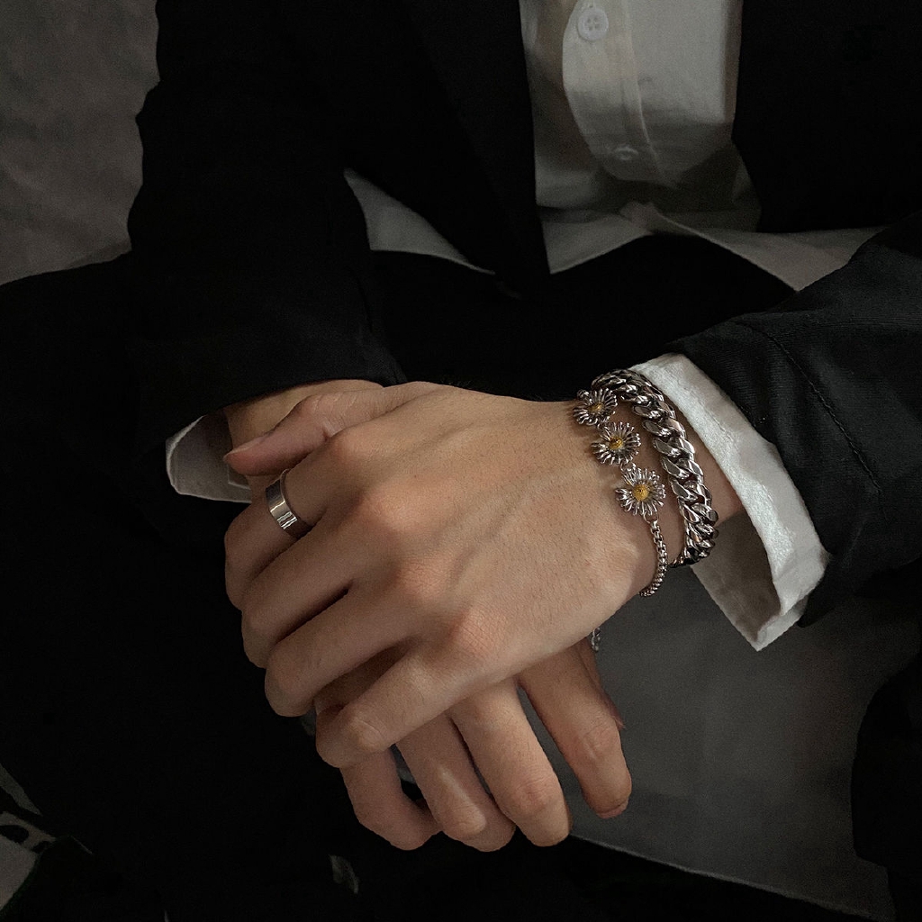 Vòng tay mặt hình 3 hoa cúc phong cách hip-hop 23427 thời trang dễ phối đồ