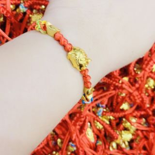 Dây đỏ heo vàng may mắn