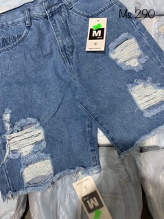 Quần jeans ngố rách
