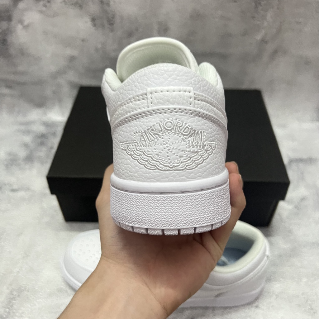 Giày Thể Thao Jordan 1 Low Triple White - Bản Cao Cấp