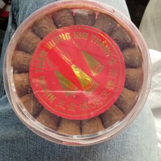Nụ Trầm Vương Kim Thành