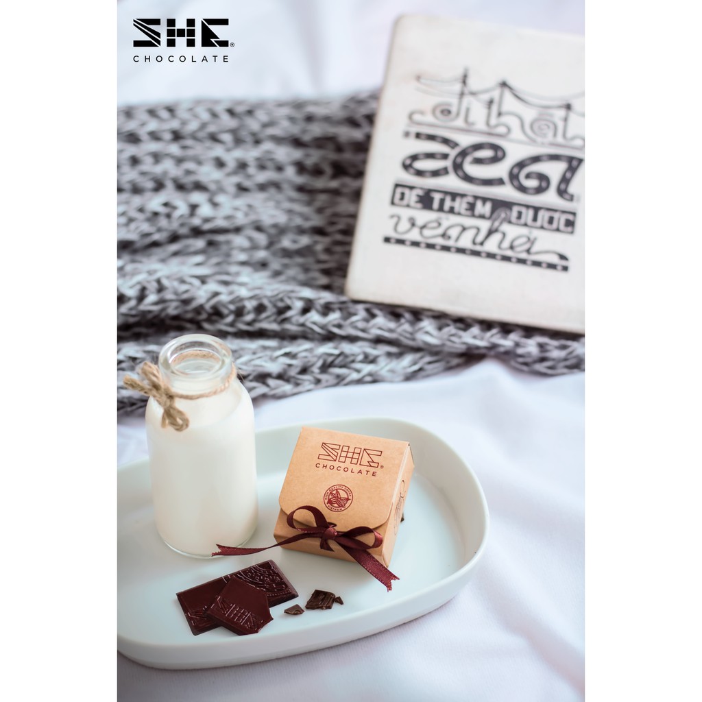 Socola Đen Nguyên Chất Hộp 12 Thanh SHE Chocolate - Mix 3 vị Chocolate 58%, 72%, 75% - Quà tặng