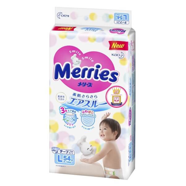 Bỉm dán Merries Size S 82 miếng, M 64 miếng, L 54 miếng,Newborn 90 miếng làm từ bông siêu mỏng và các hạt thấm hút nhanh