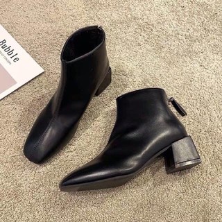 BOOTS DA CỔ NGẮN MŨI VUÔNG