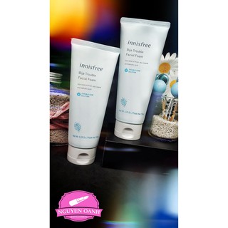 Sữa Rửa Mặt Sạch Sâu + Se Khít Lỗ Chân Lông INNISFREE JEJU VOLCANIC