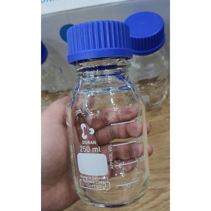 Duran - ĐỨC, Chai trung tính, nắp vặn xanh 250ml