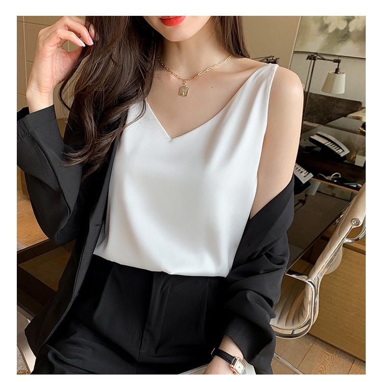 Áo lụa 2 dây nữ cổ Tim, thiết kế cao cấp lụa satin ngoc trai, Áo Lụa Nữ 2 dây bản rộng cổ trễ thiết kế hàng đẹp | BigBuy360 - bigbuy360.vn