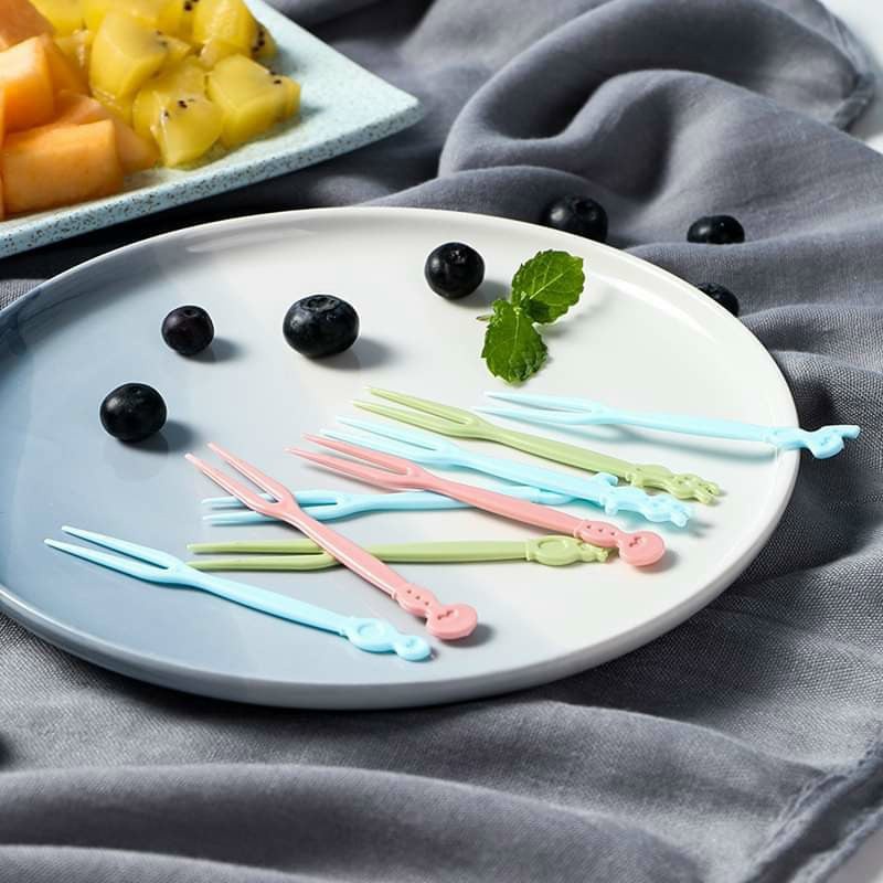Dĩa Cắm Thức Ăn,Hoa Quả-Que,Xiên Cắm Bánh Trái Cây Bằng Nhựa Cho Bữa Tiệc ( Sét 50c ) 88272 LAVIO STORE
