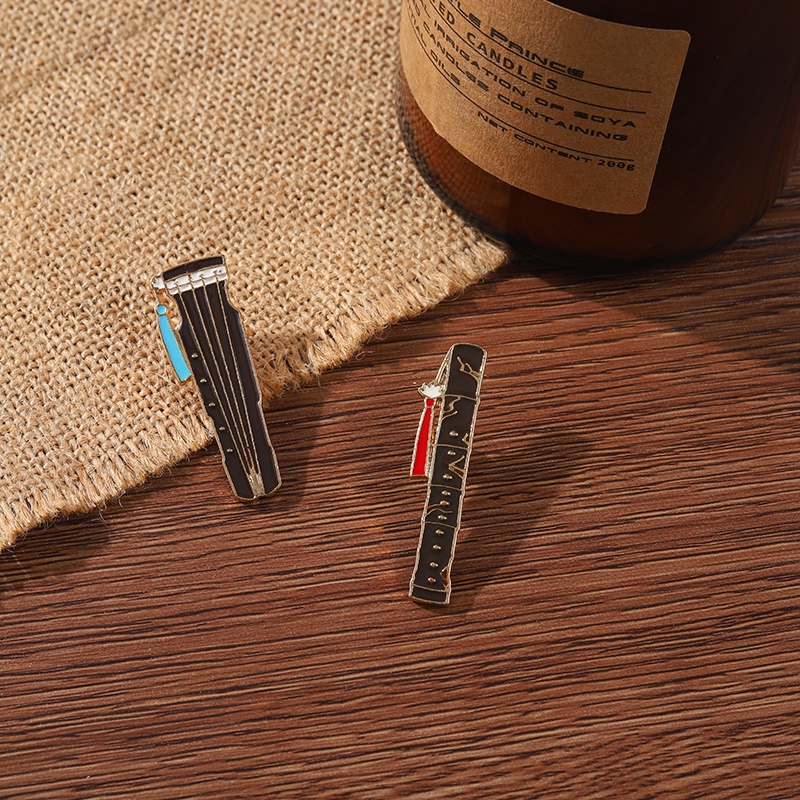 Ghim Cài Áo Hình Nhạc Cụ Guzheng Tráng Men Dáng Dài Dùng Làm Quà Tặng Cho Bạn Bè