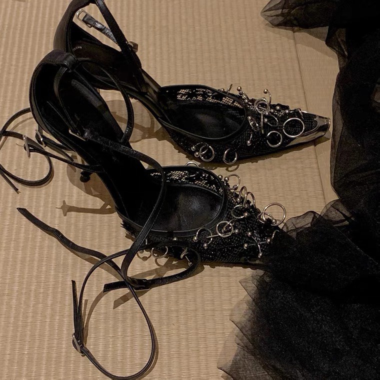 SẴN 40 8cm Giày cao gót buộc dây , cao gót đính khuyên siêu chất , giày cao gót mũi nhọn khuyên khoá kim loại