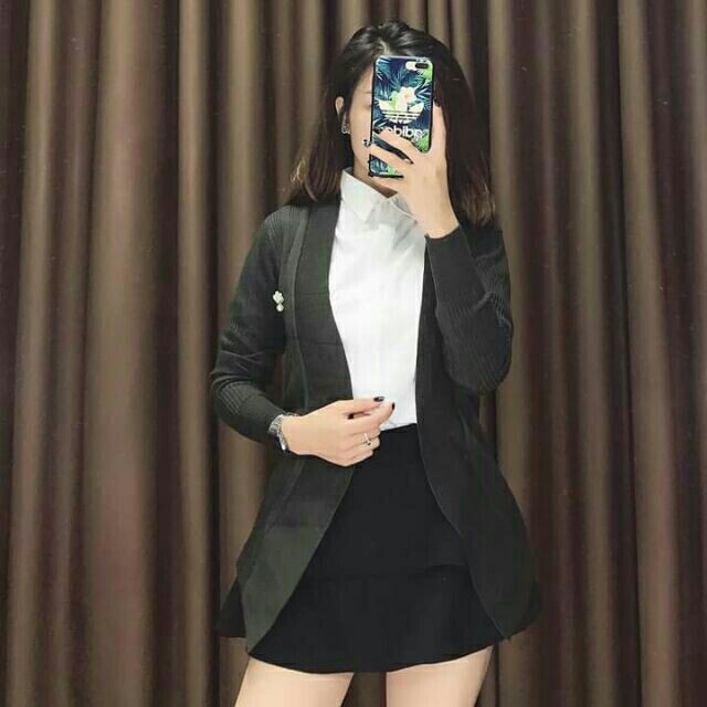 Cardigan tăm cài nơ ngọc siêu xinh